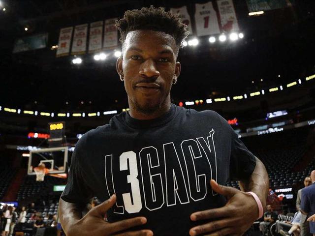 记者：申花本周二结束假期，重新集结备战今年的亚冠收官战（记者：申花周二收假归队，再度集结冲刺今年亚冠收官战）