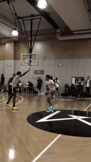 霍安-加西亚：乌奈不是我的竞争对手，他是队友（霍安-加西亚：我与乌奈无竞争关系，他是我的队友）