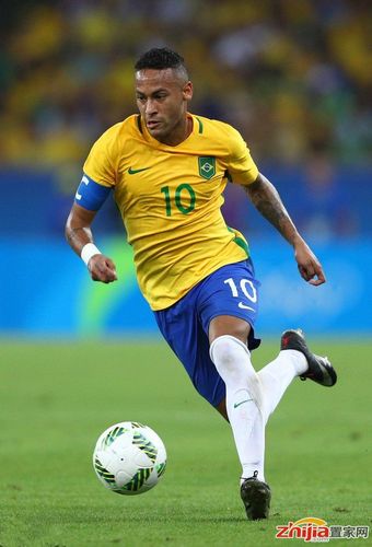 杠上了！特巴斯批阿根廷没开发好联赛，阿足协主席强硬回击（矛盾升级！特巴斯斥阿根廷联赛开发乏力，阿足协主席强势反击）