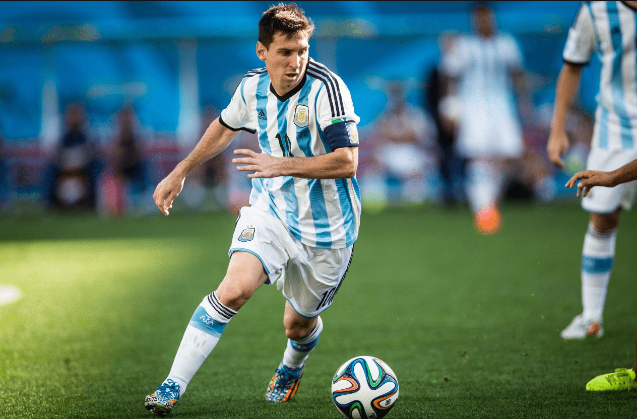 苏亚雷斯：感谢俱乐部的支持和帮助，希望亚泰能尽快回到中超（苏亚雷斯：感激俱乐部支持，盼亚泰早日重返中超）