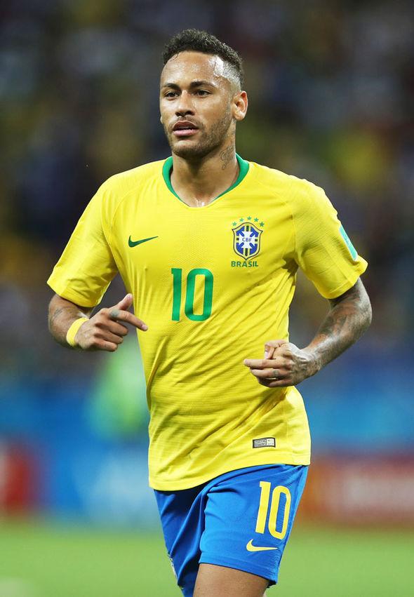 米体：斯帕莱蒂准备重新整合现有球员，由三中卫变阵四后卫（米体：斯帕莱蒂计划整合现有阵容，阵型从三中卫改为四后卫）