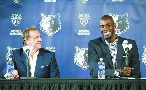 快船队记：伦纳德预计可以出战明天对阵独行侠的背靠背比赛（快船记者：伦纳德有望出战明日对阵独行侠的背靠背比赛）