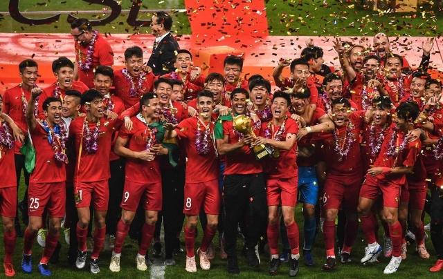 张知垚到北汽男篮之后的正式比赛初体验（张知垚加盟北汽男篮后的正式赛场首秀）