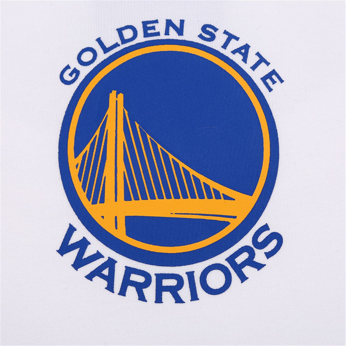 新卡牌大师？皇马本场主裁金特罗本赛季8场西甲出示8红44黄（卡牌大师驾到？执法皇马之战的金特罗本季8场西甲出示44黄8红）