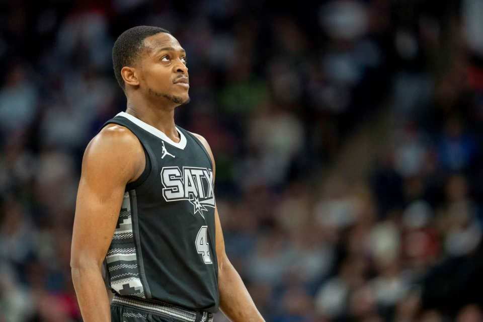 TA：曼联连续88个赛季有自家青训球员出战的纪录面临终结危机（TA：曼联连续88季有青训球员出场的纪录或将中断）