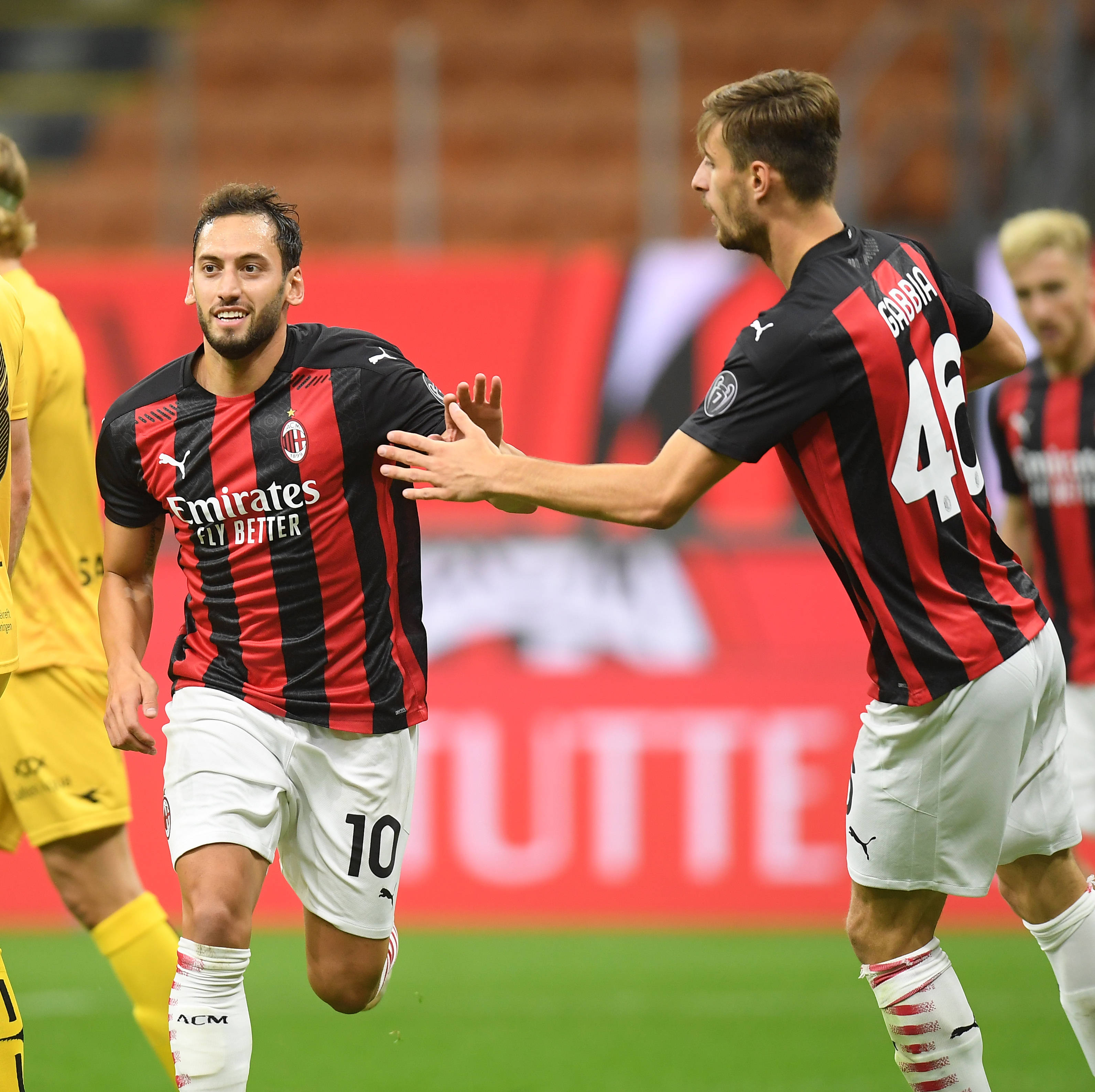 电讯报：切尔西为帕尔默定制特殊战靴，保护受伤脚趾助其康复（电讯报：切尔西为帕尔默打造专属护趾战靴，助其脚趾伤势康复）